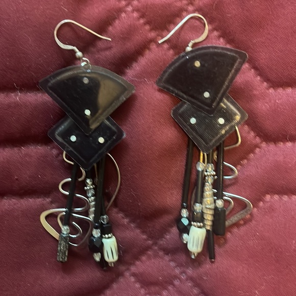 💜 Custom Design Earrings 💜 - Picture 3 of 3